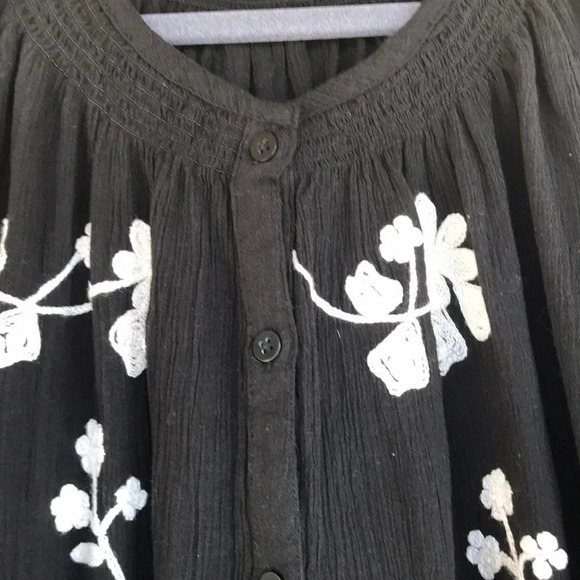 Christopher & Banks Floral Peasant Black Top - Picture 3 of 4